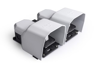 PDK Serisi Metal Korumalı 2*(1NO+1NC)+2*(1NO+1NC) Taşıma Kol Delikli Çiftli Gri Plastik Pedal